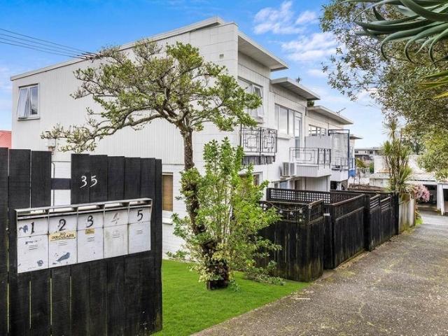 Apartment for rent in Balmoral, Oroua County