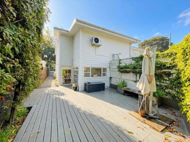 Apartment for rent in Mount Eden Village, Albert-Eden