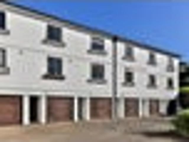 House for rent in Balmoral