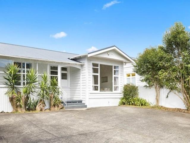 House for rent in Balmoral