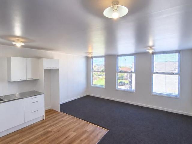 Apartment for rent in Albert-Eden, Balmoral