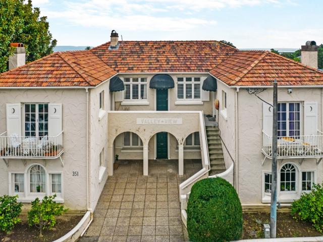 Apartment for rent in Mount Eden Village, Albert-Eden