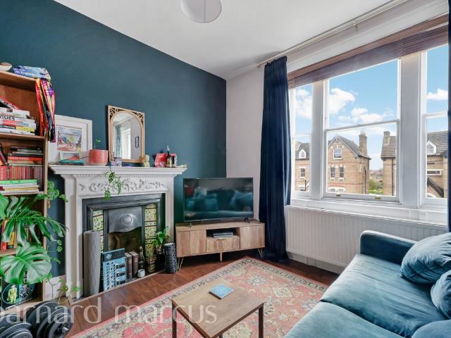 Apartment for rent in Streatham, Greater London