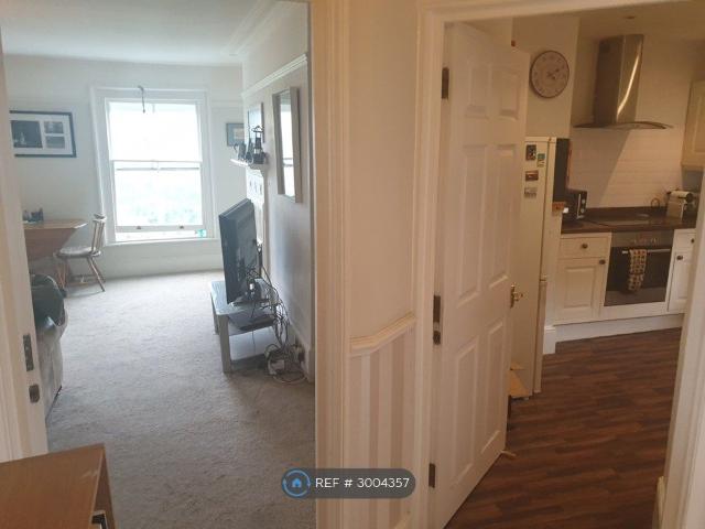 Apartment for rent in St James, Sandown Park