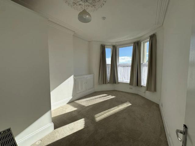 Apartment for rent in Lipson, Plymouth