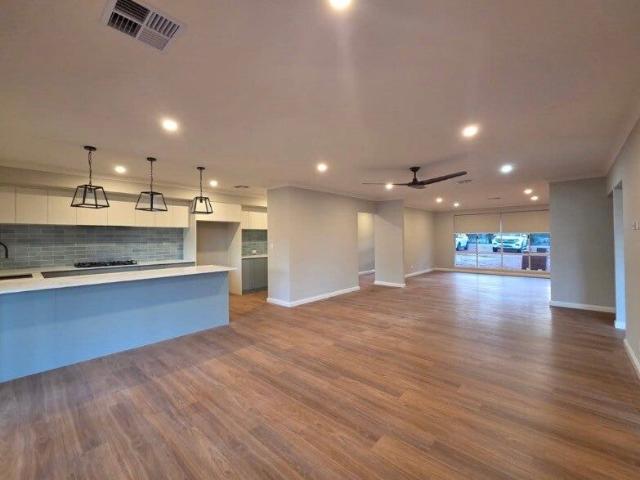 Room for rent in Mount Helena, Western Australia