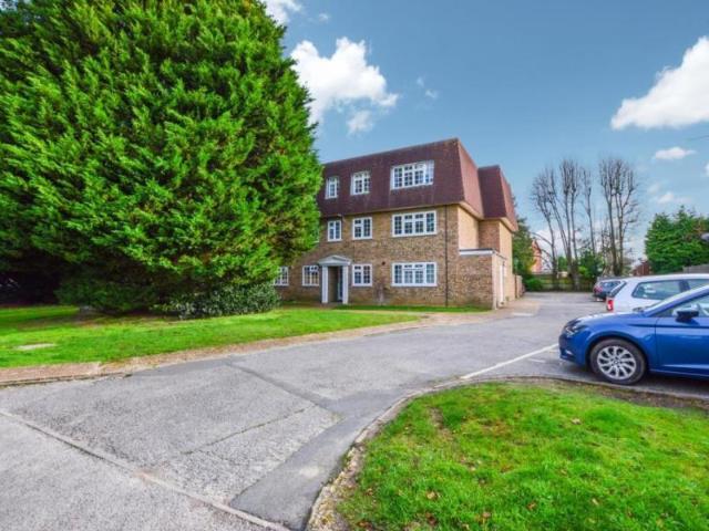 House for rent in Horsell, Woking