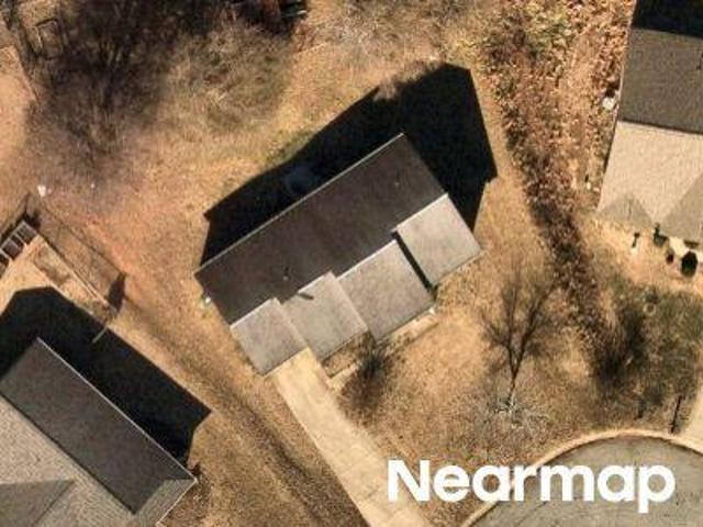 House for sale in Inman