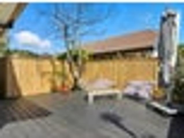 Townhouse for sale in Mount Maunganui