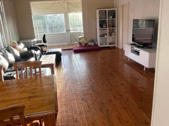 Room for rent in Wollongong West, New South Wales