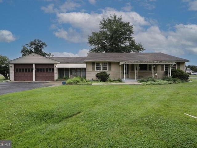 House for sale in Mount Laurel, New Jersey