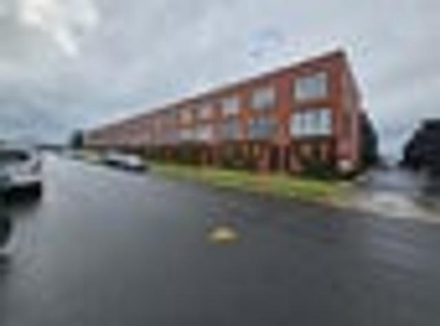 Townhouse for rent in Bayfair