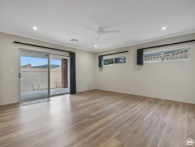 House for rent in Mount Nasura, Western Australia