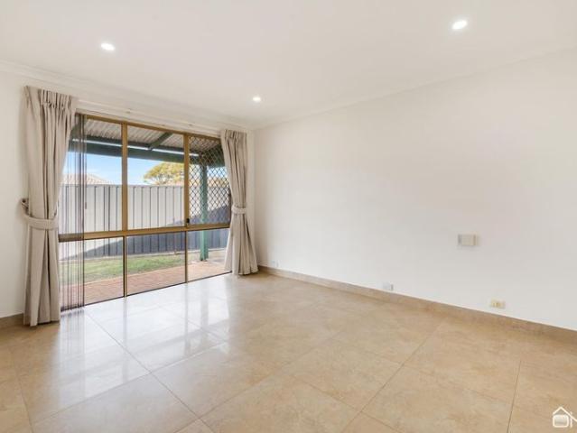 House for rent in Mount Nasura, Western Australia