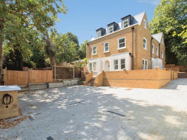 Property for sale in Royal Borough of Greenwich, Greater London