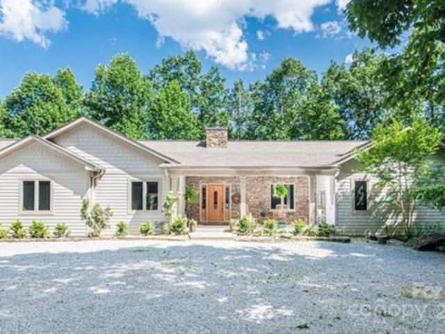 House for sale in Zirconia, North Carolina