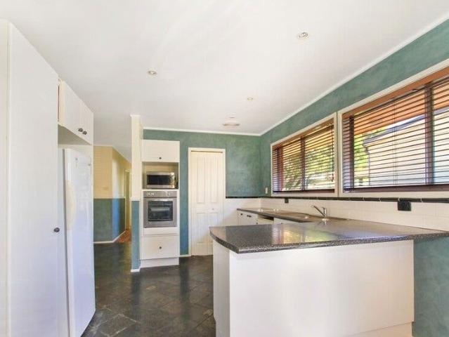 Room for rent in Wollongong West, New South Wales