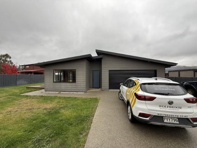 House for rent in Otakou