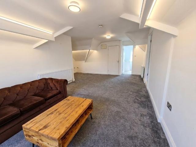 House for rent in Mount Pleasant, Swansea