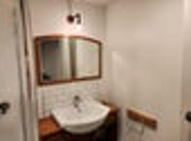 Apartment for rent in Chaslands, Canterbury