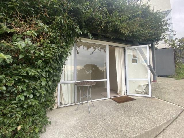 Apartment for rent in Saint Andrews Hill, Christchurch