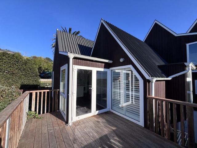 House for rent in Chaslands, Canterbury