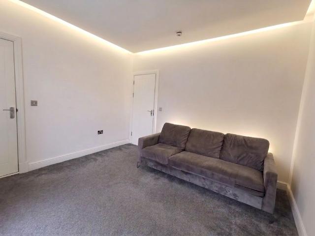 House for rent in Mount Pleasant, Swansea