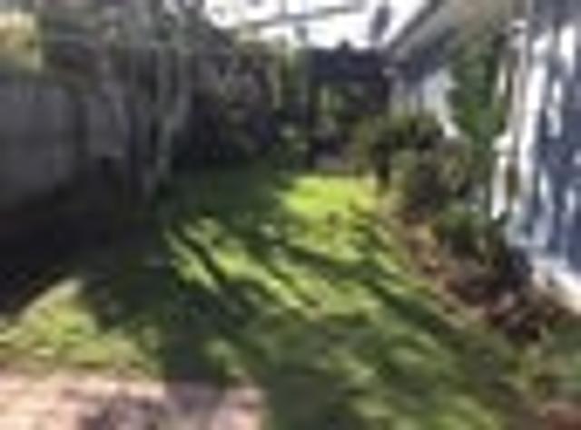 House for rent in Chaslands, Canterbury