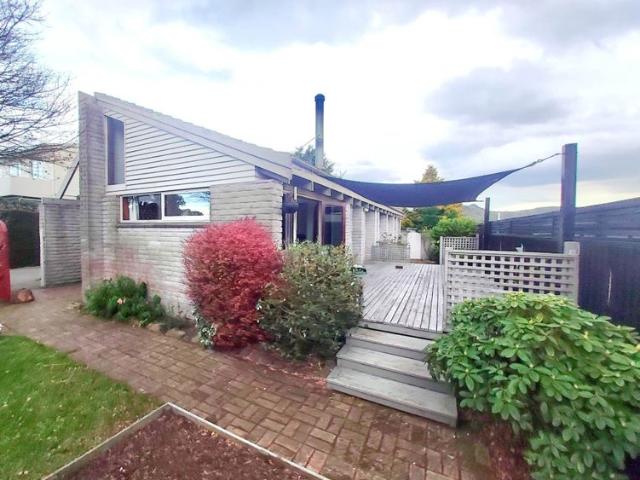 House for rent in Saint Andrews Hill, Christchurch