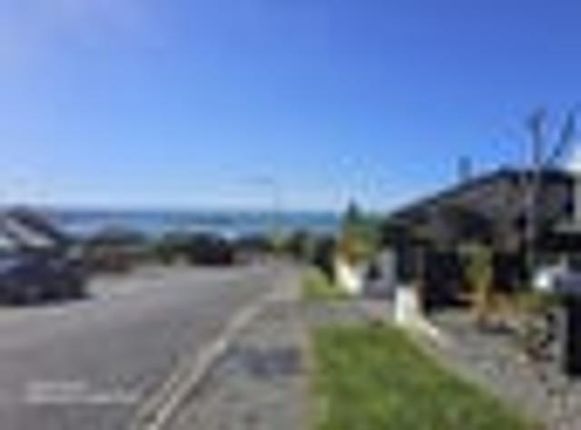 House for rent in Chaslands, Canterbury