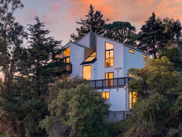 House for rent in Chaslands, Canterbury