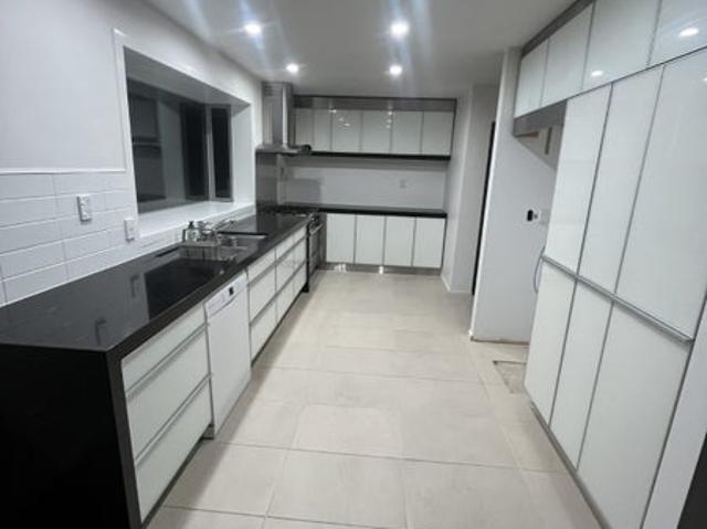 House for rent in Chaslands, Canterbury