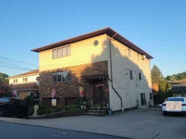 House for sale in Passaic, New Jersey