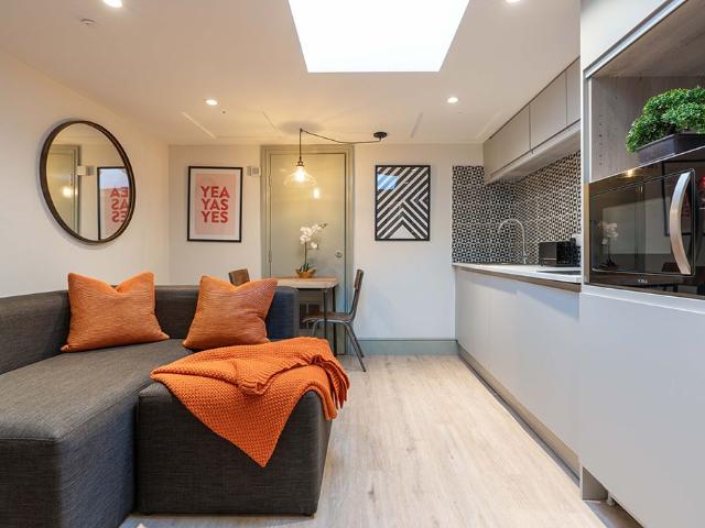 Studio for rent in Knowledge Quarter, Liverpool