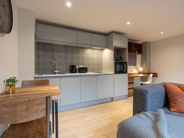 Studio for rent in Knowledge Quarter, Liverpool