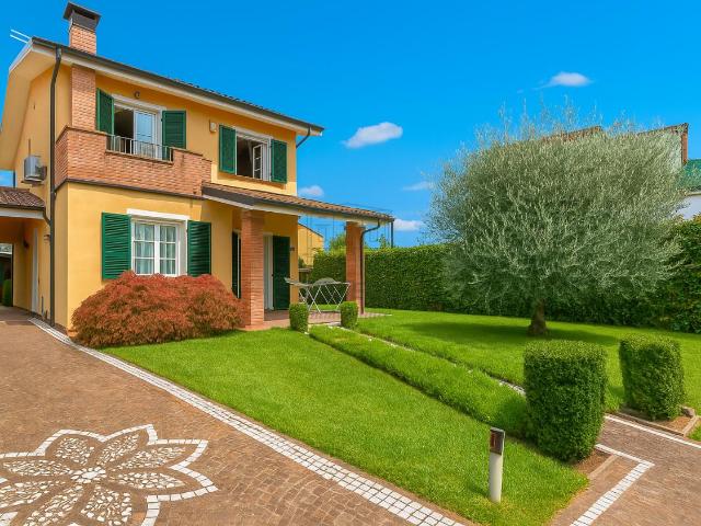 House for sale in Chawton, Bolton Low Houses