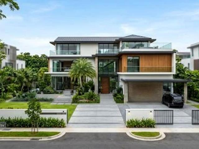 Detached House for sale