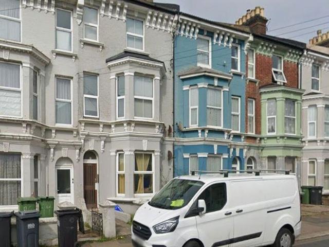 Apartment for rent in Broomgrove, Guestling Green