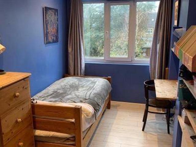House for rent in Brondesbury, Greater London