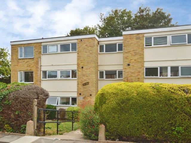 Apartment for rent in St Albans, Five Acres