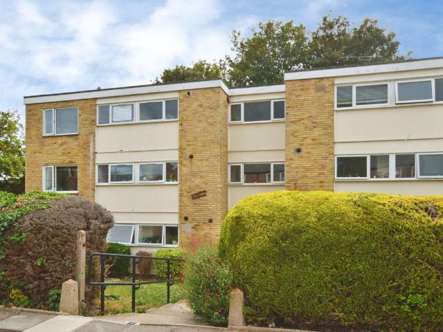 Apartment for rent in St Albans, Five Acres