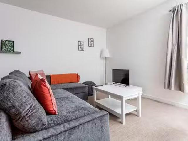 Apartment for rent in Altonhill, Crookedholm