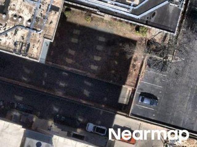 Commercial for sale in Newark