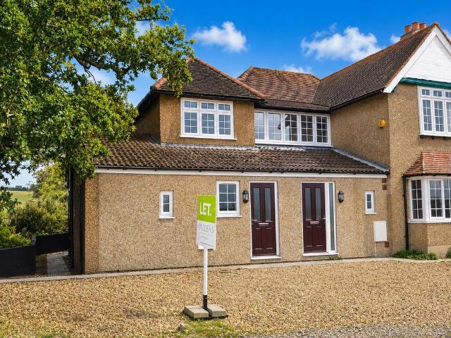 House for rent in Coopersale Street, Epping