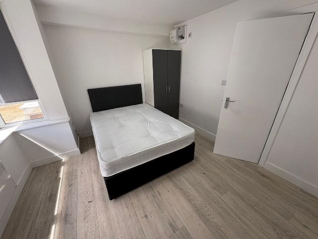 House for rent in Hayes, Greater London