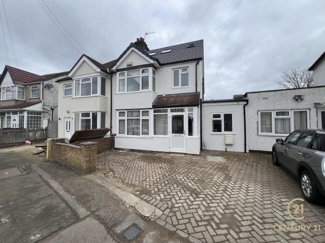 House for rent in Hayes, Greater London