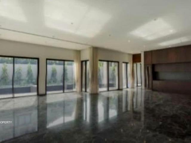 Detached House for sale