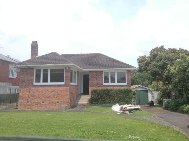 House for rent in Hillsborough