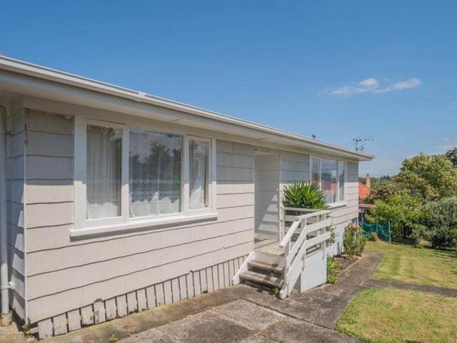 House for rent in Hillsborough, Oroua County