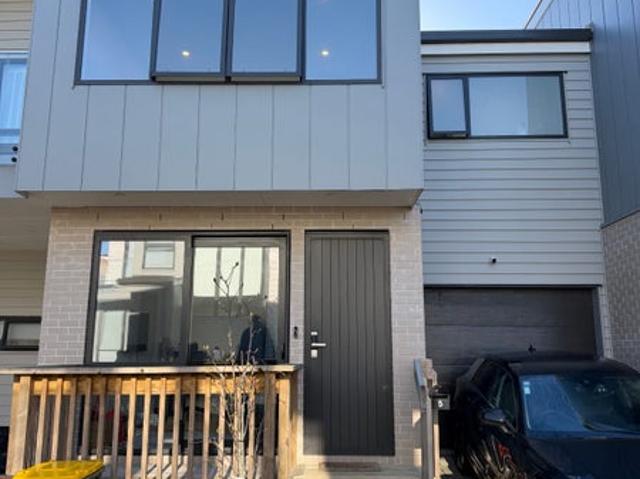 House for rent in Hillsborough